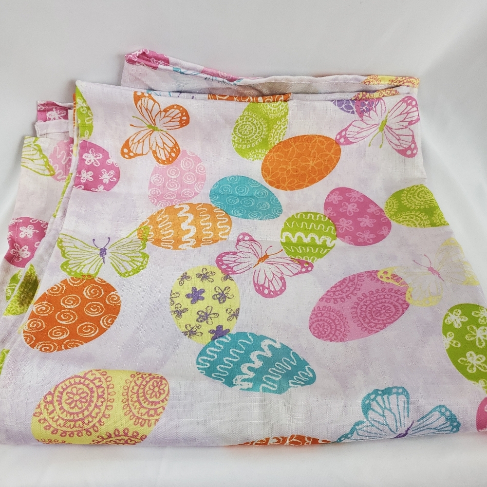 Easter Newbridge Easter Egg Decorative Fabric Table Cloth 102 x 60 Dining Table